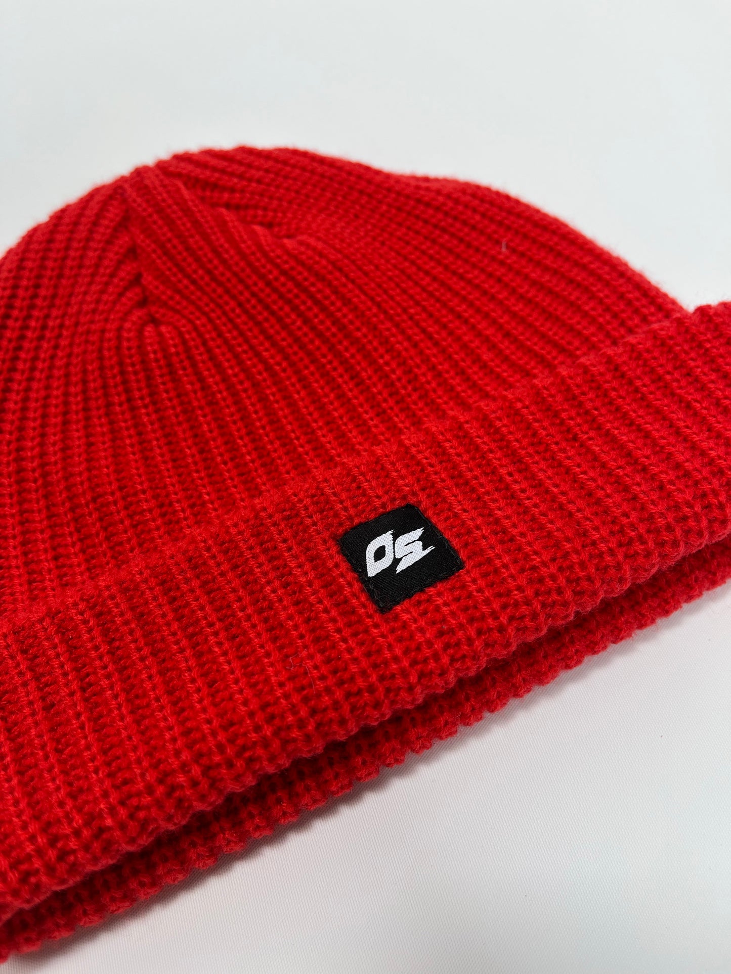 OS® CABLE BEANIE- red